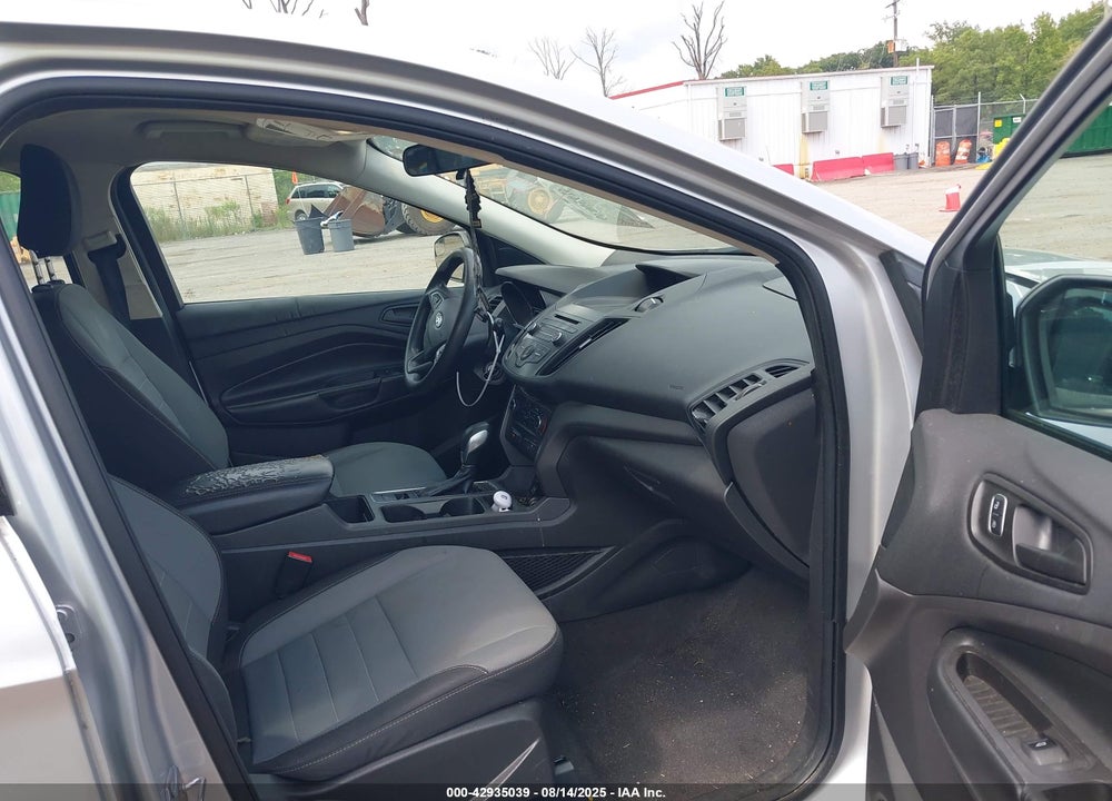 2018 FORD ESCAPE VIN: 1FMCU0F74JUC27901