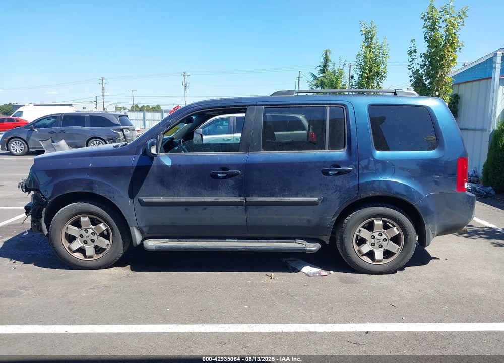 2010 HONDA PILOT VIN: 5FNYF4H90AB003639