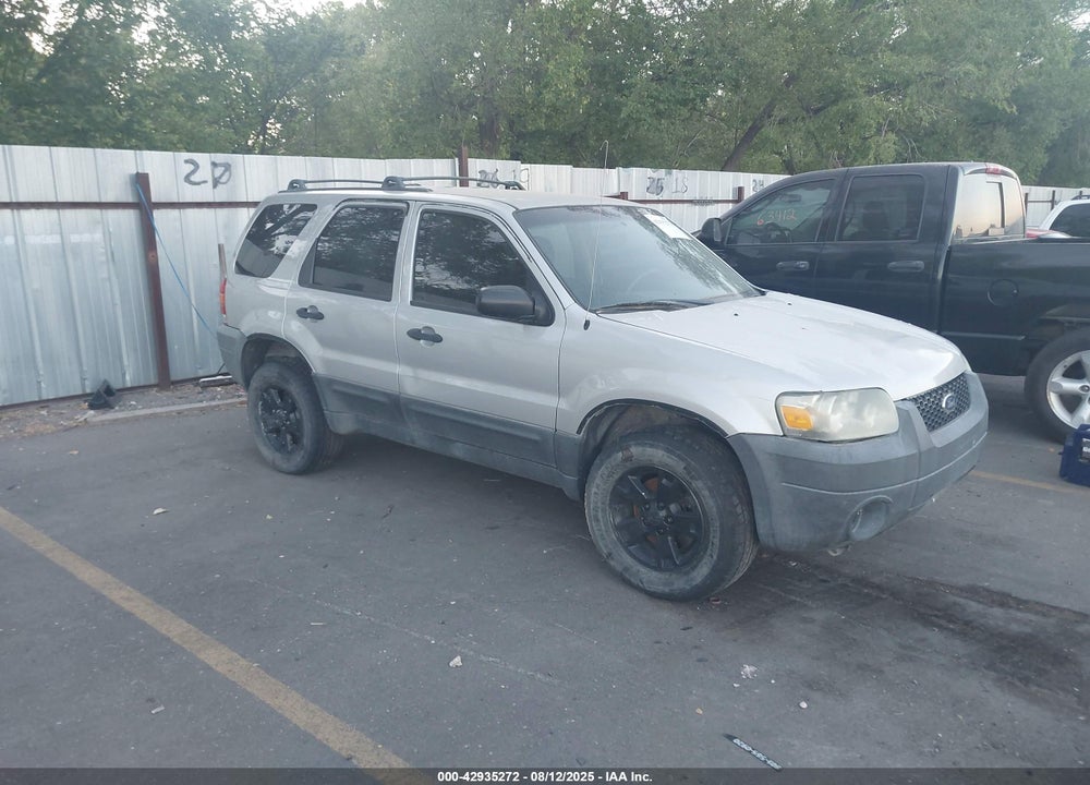 2005 FORD ESCAPE XLT VIN: 1FMYU93195KA04832
