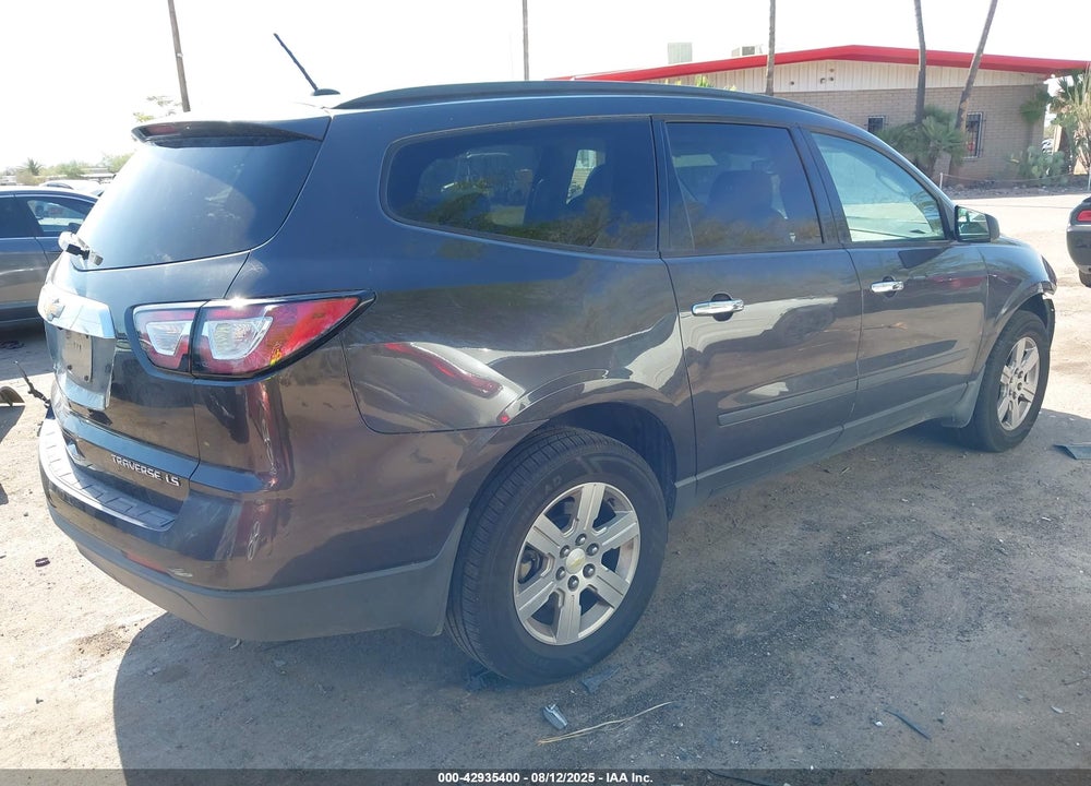 2015 CHEVROLET TRAVERSE LS VIN: 1GNKRFED8FJ249203