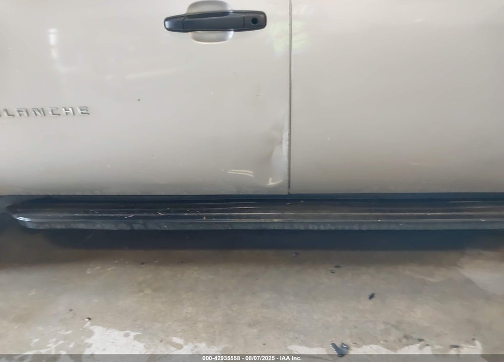 2007 CHEVROLET AVALANCHE 1500 LS VIN: 3GNEC12J77G116754