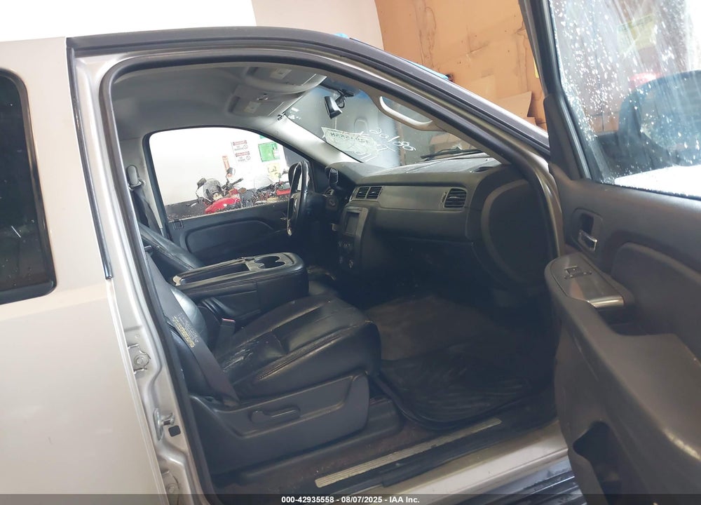 2007 CHEVROLET AVALANCHE 1500 LS VIN: 3GNEC12J77G116754
