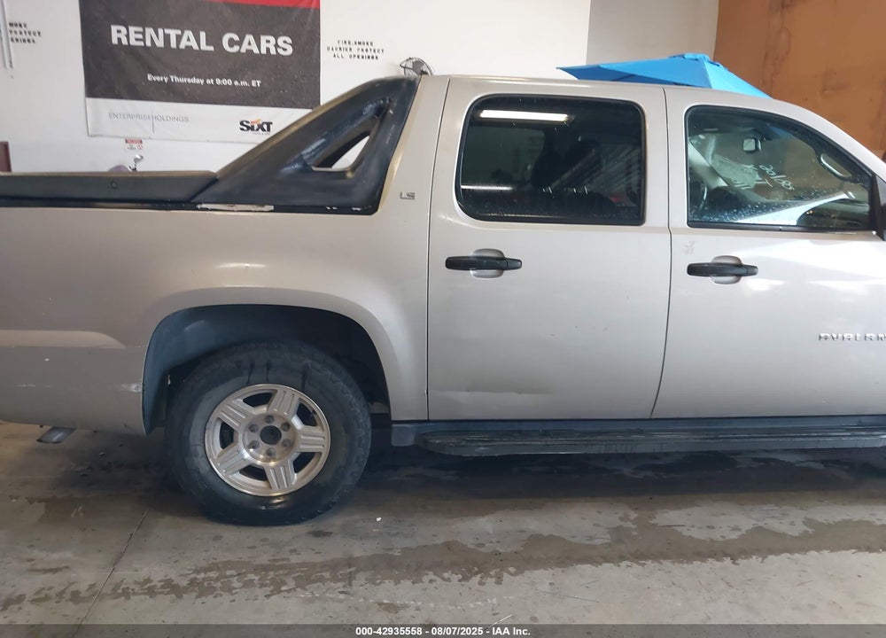 2007 CHEVROLET AVALANCHE 1500 LS VIN: 3GNEC12J77G116754