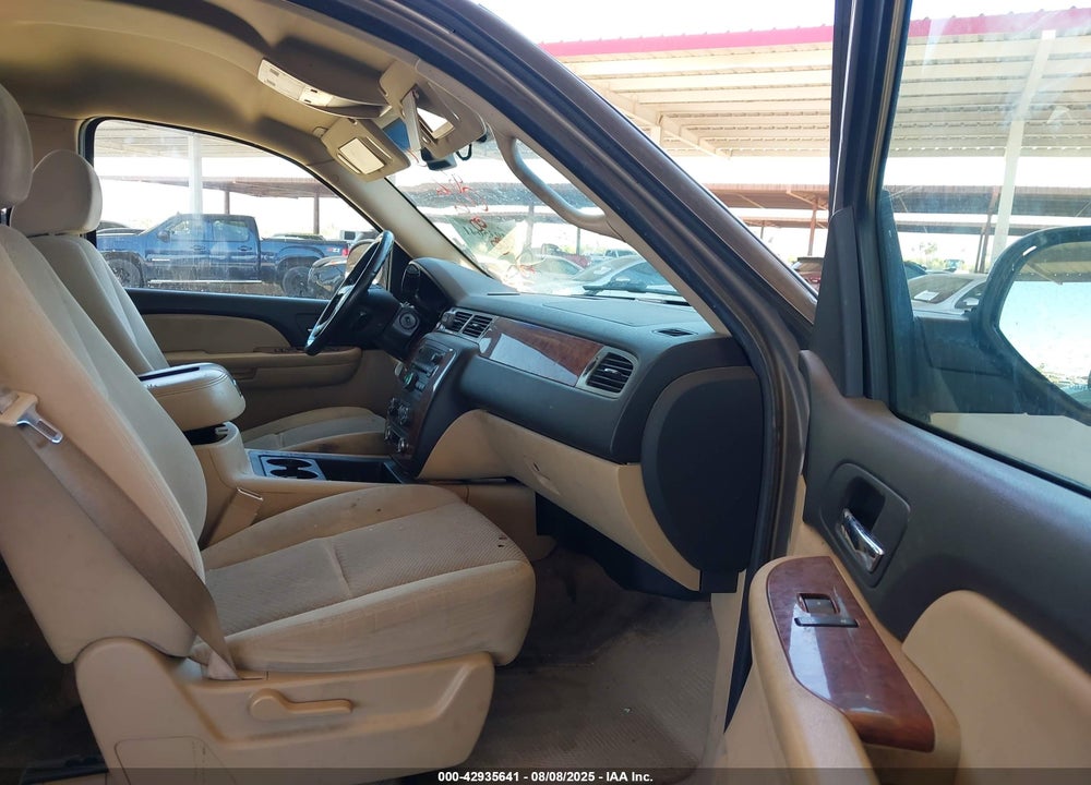 2007 CHEVROLET TAHOE LT VIN: 1GNFK13047R278855