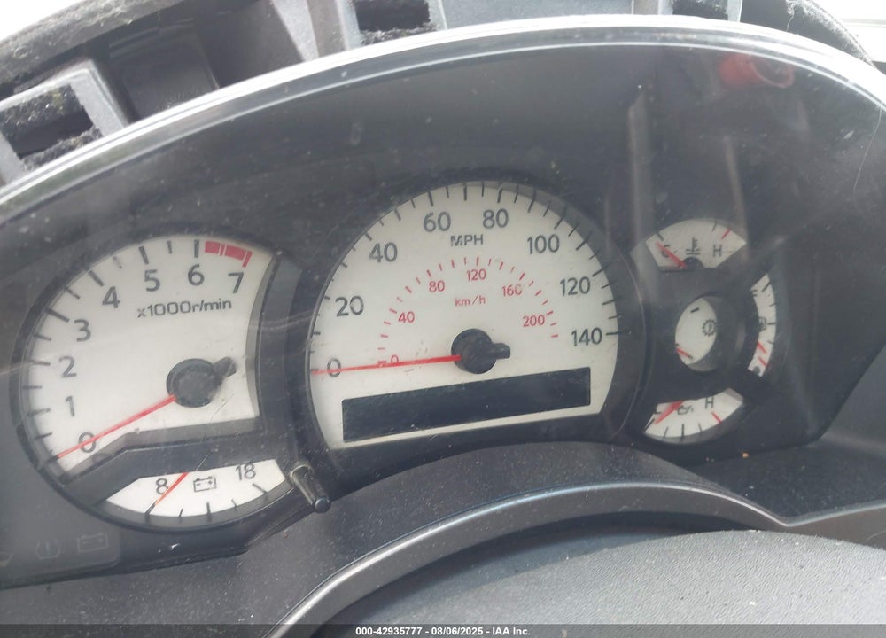 2004 NISSAN PATHFINDER ARMADA LE VIN: 5N1AA08A24N744458