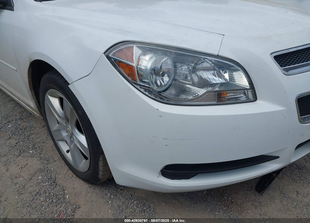 2011 CHEVROLET MALIBU VIN: 1G1ZB5E16BF210529