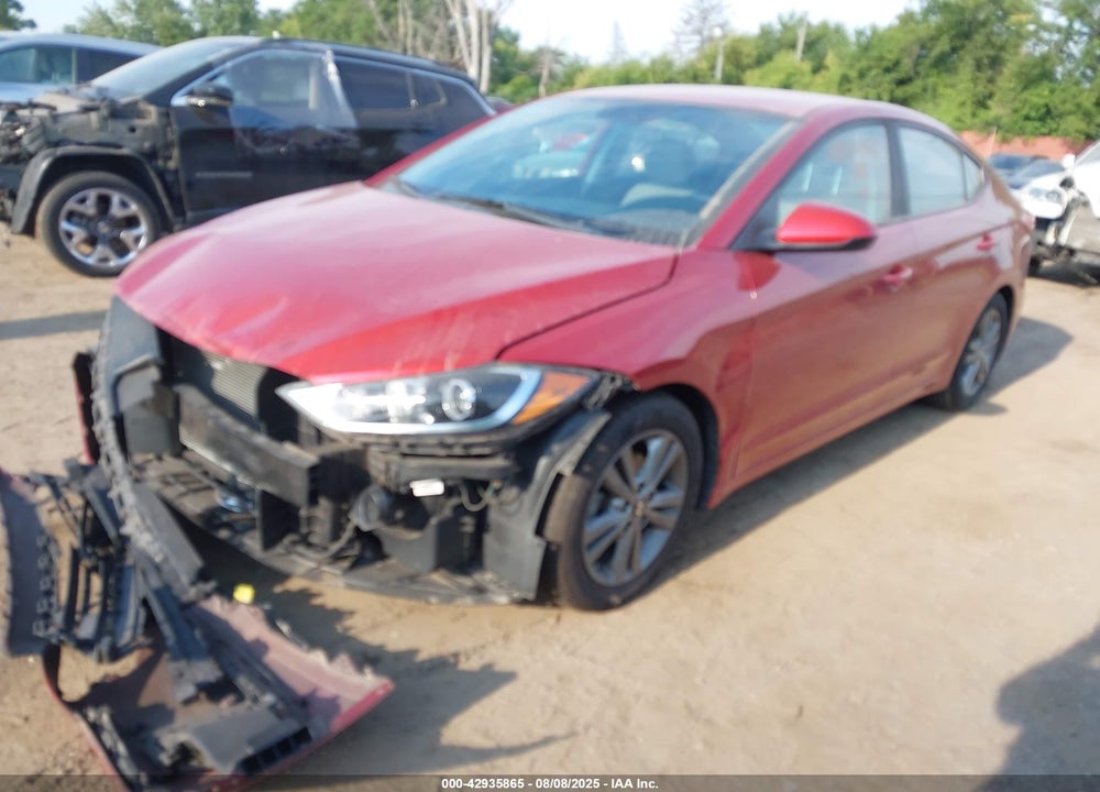 2018 HYUNDAI ELANTRA VIN: 5NPD84LF9JH270091