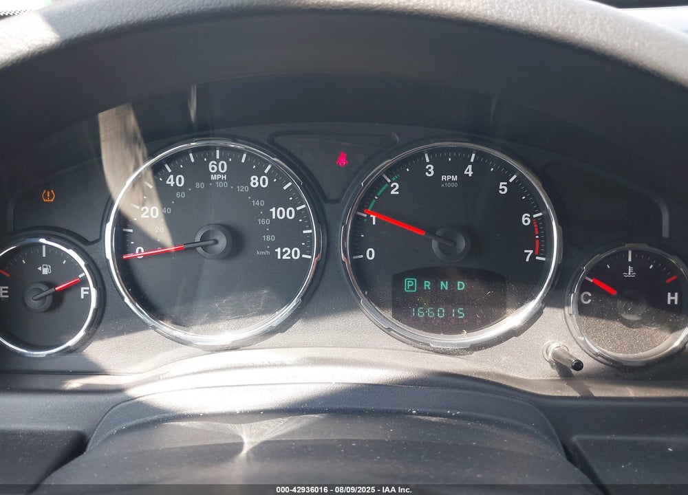 2012 JEEP LIBERTY VIN: 1C4PJMAK3CW105796