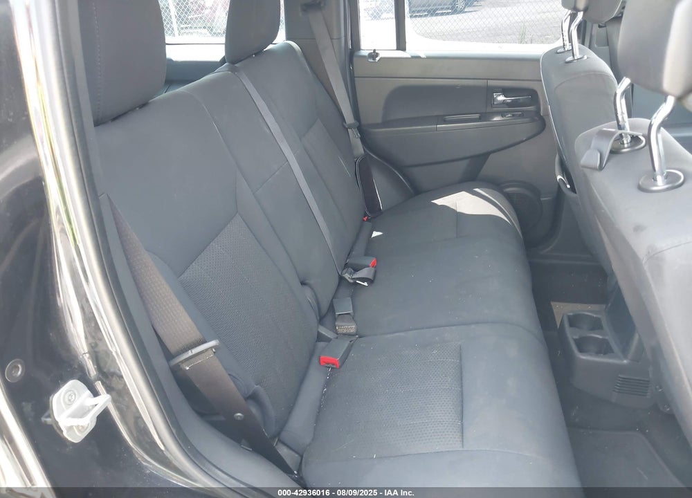 2012 JEEP LIBERTY VIN: 1C4PJMAK3CW105796