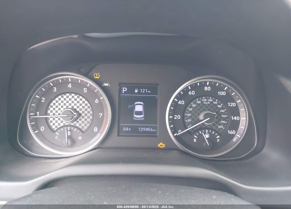 2020 HYUNDAI ELANTRA VIN: 5NPD84LF6LH555382