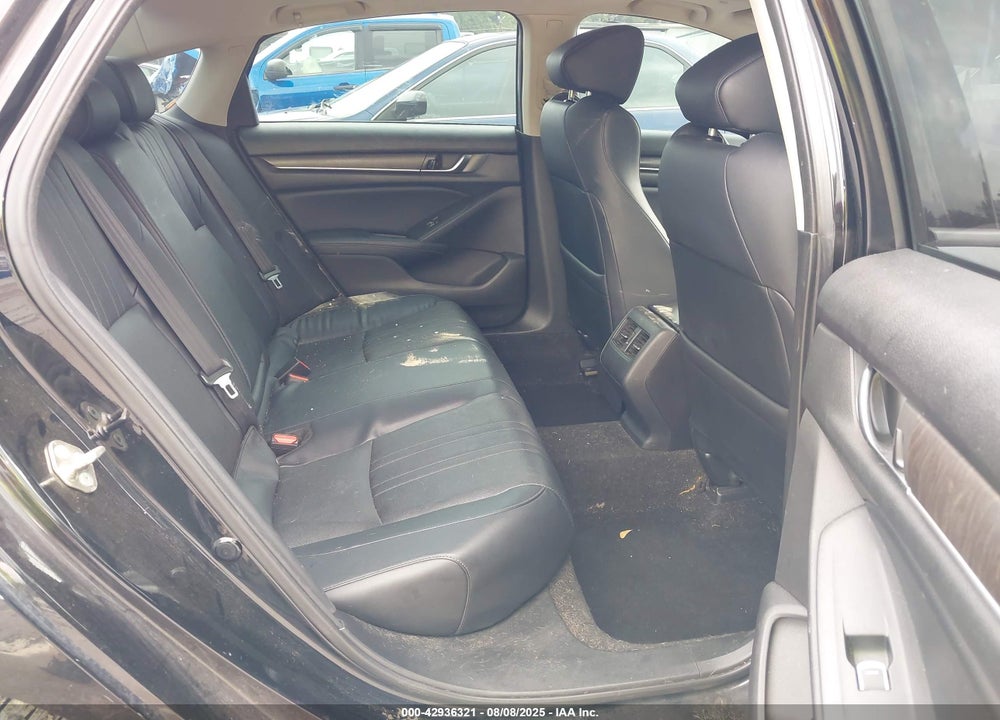 2018 HONDA ACCORD VIN: 1HGCV1F54JA055409