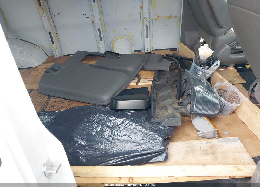 2020 CHEVROLET EXPRESS CARGO RWD 2500 REGULAR WHEELBASE WT VIN: 1GCWGAFG3L1199561