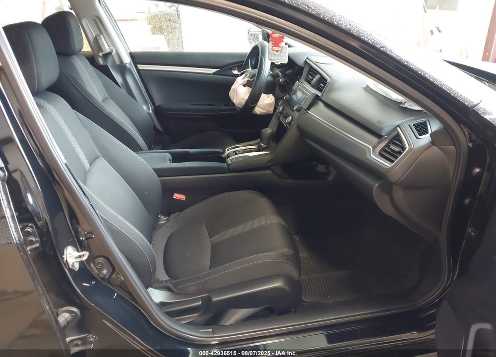 2018 HONDA CIVIC VIN: 2HGFC2F58JH562615