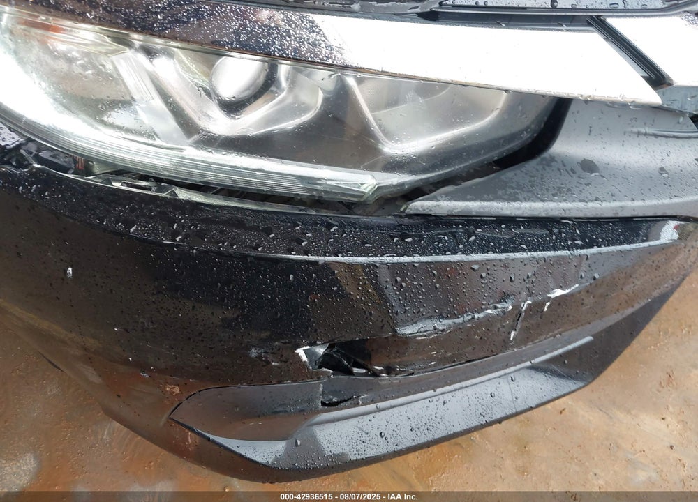 2018 HONDA CIVIC VIN: 2HGFC2F58JH562615