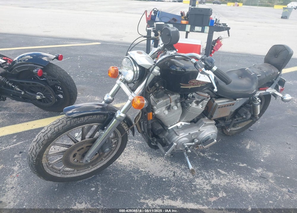 1997 HARLEY-DAVIDSON XL883 HUGGER VIN: 1HD4CEM11VY224491
