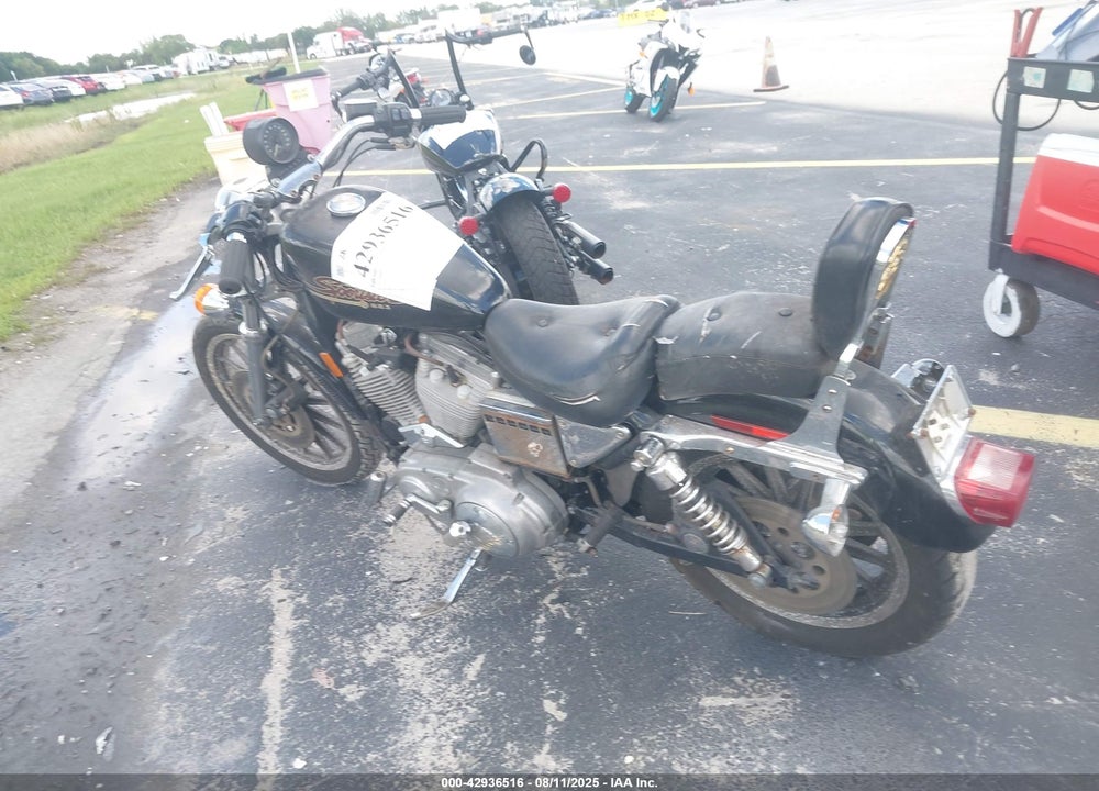 1997 HARLEY-DAVIDSON XL883 HUGGER VIN: 1HD4CEM11VY224491