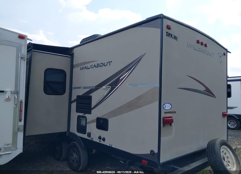 2014 OTHER OTHER VIN: 1SE200M27EN000732