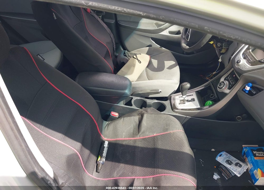 2012 HYUNDAI ELANTRA VIN: KMHDH4AE9CU245092