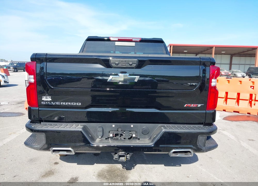 2024 CHEVROLET SILVERADO 1500 VIN: 2GCUDEED8R1135730