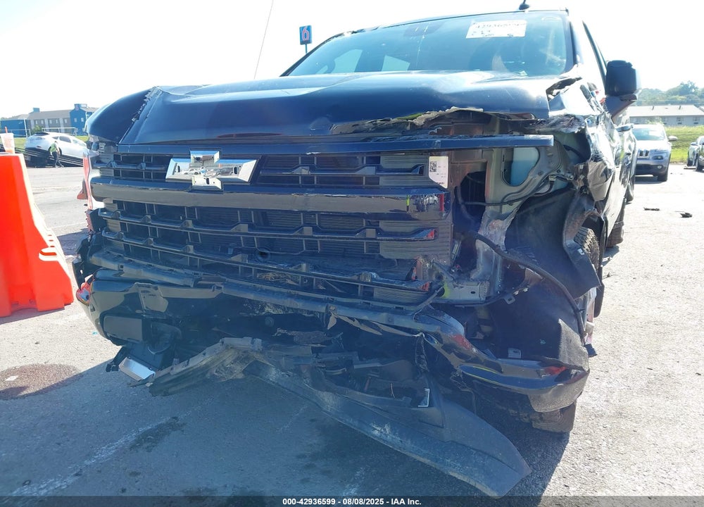 2024 CHEVROLET SILVERADO 1500 VIN: 2GCUDEED8R1135730