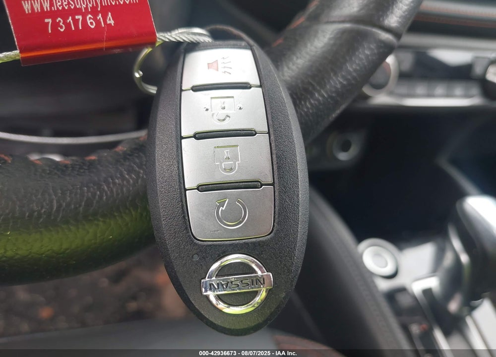2020 NISSAN KICKS SR XTRONIC CVT VIN: 3N1CP5DV5LL568105