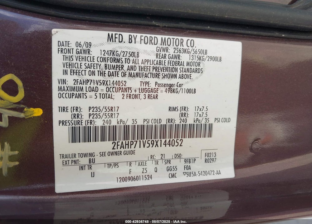 2009 FORD CROWN VICTORIA VIN: 2FAHP71V59X144052