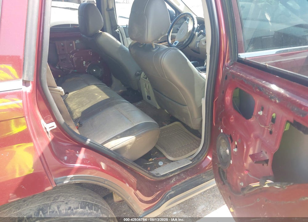 2008 JEEP GRAND CHEROKEE LIMITED VIN: 1J8HS58N88C174010