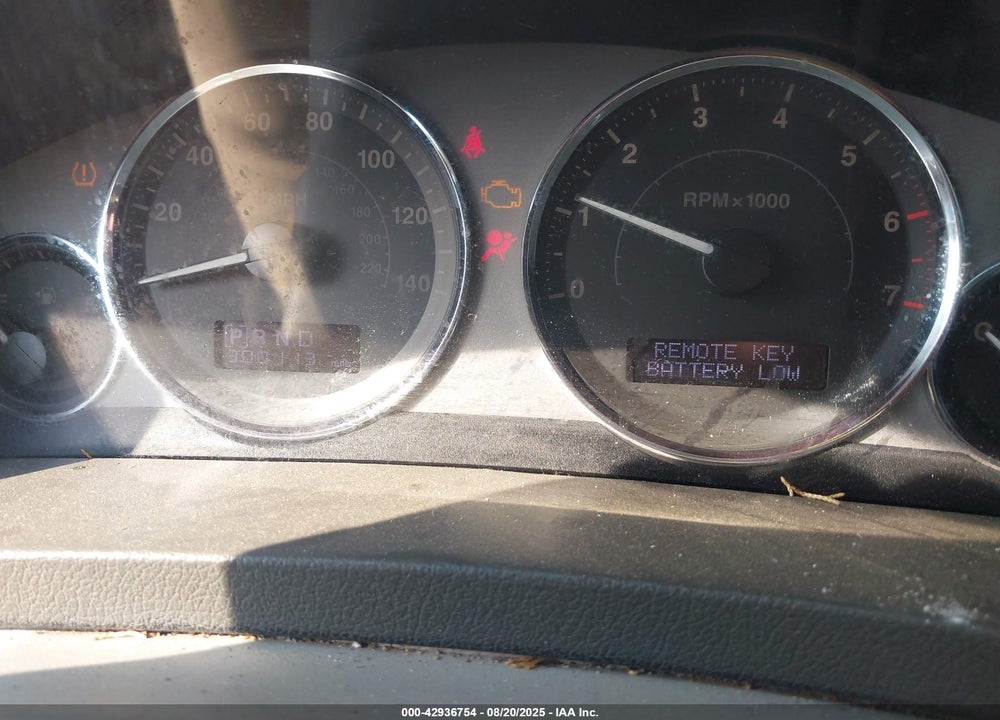 2008 JEEP GRAND CHEROKEE LIMITED VIN: 1J8HS58N88C174010