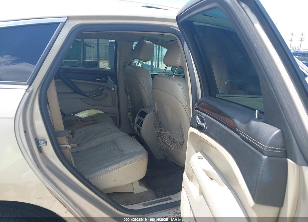 2011 CADILLAC SRX VIN: 3GYFNAEY6BS676720