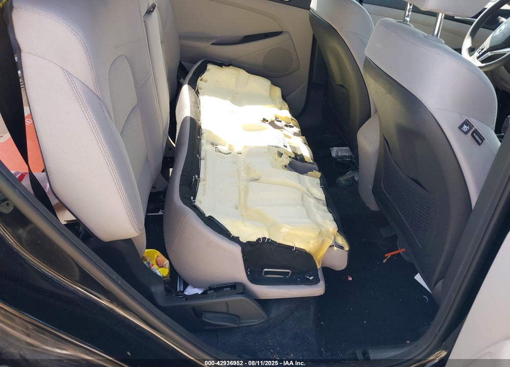 2020 HYUNDAI TUCSON VIN: KM8J3CA45LU102868