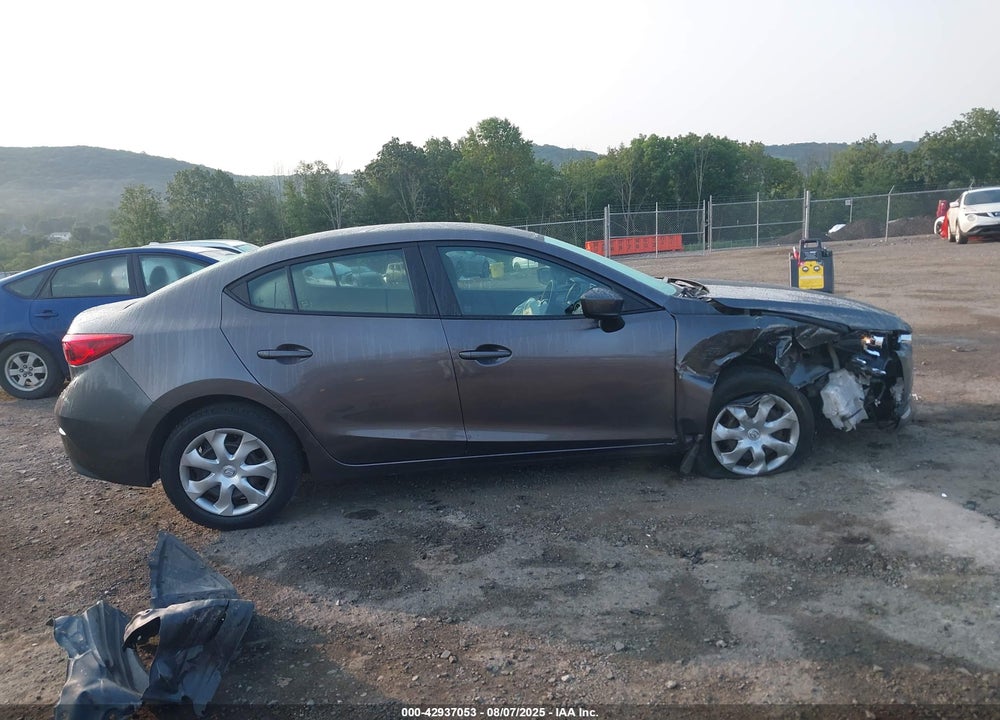 2018 MAZDA 3 SPORT VIN: 3MZBN1U75JM217465