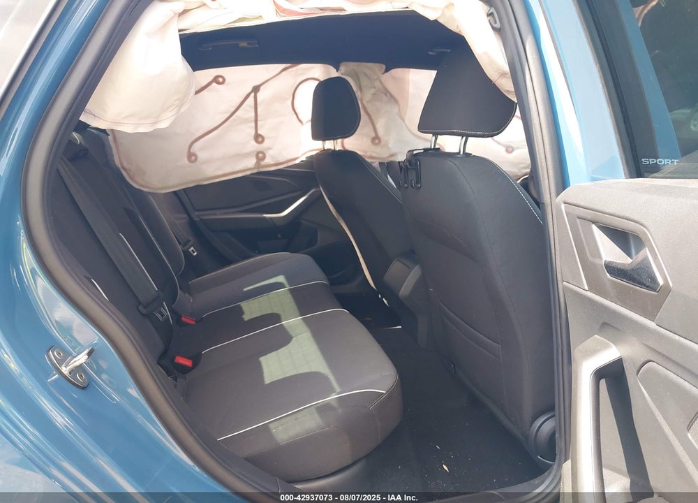 2025 VOLKSWAGEN JETTA VIN: 3VWBX7BU1SM013642
