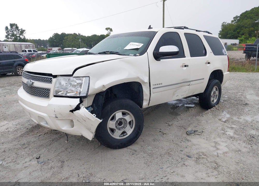 2011 CHEVROLET TAHOE VIN: 1GNSCCE01BR178516