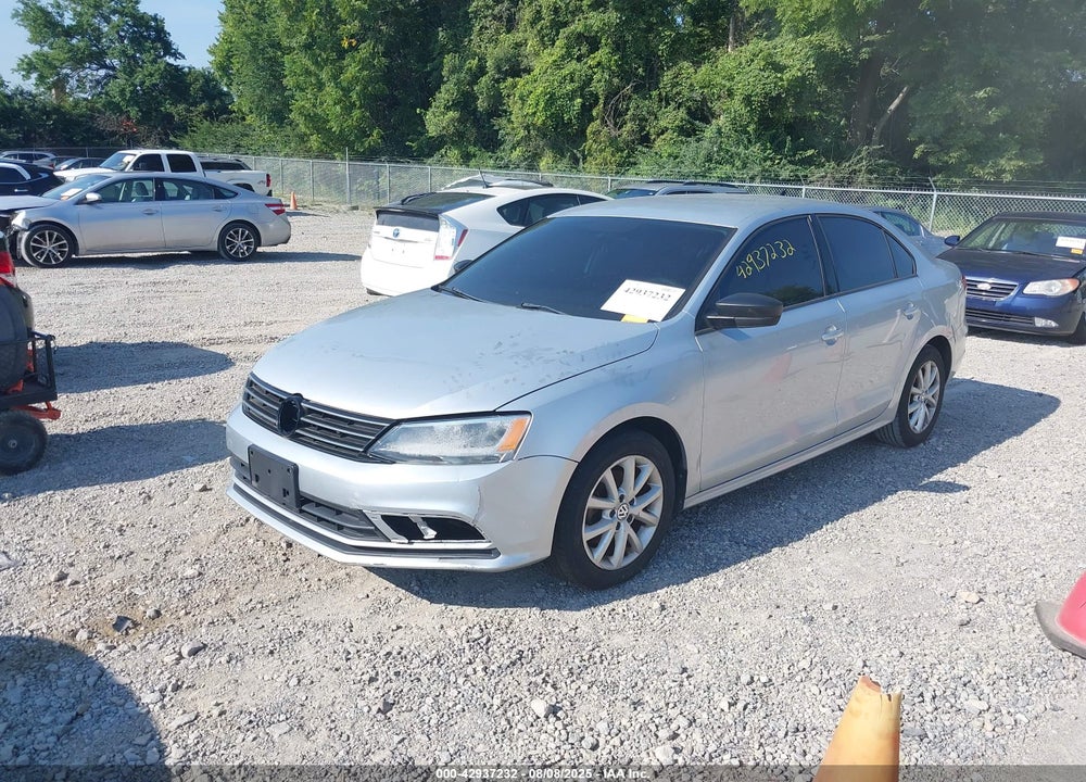 2015 VOLKSWAGEN JETTA VIN: 3VWD17AJ4FM348823