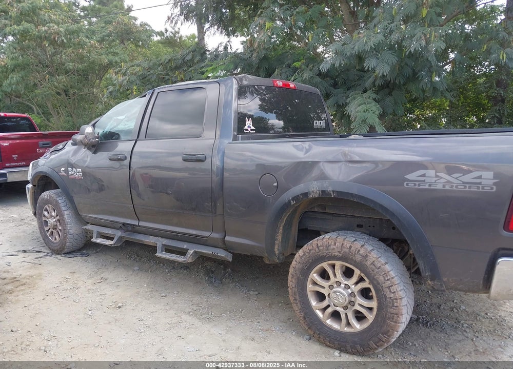 2018 RAM 2500 VIN: 3C6UR5CL3JG183828