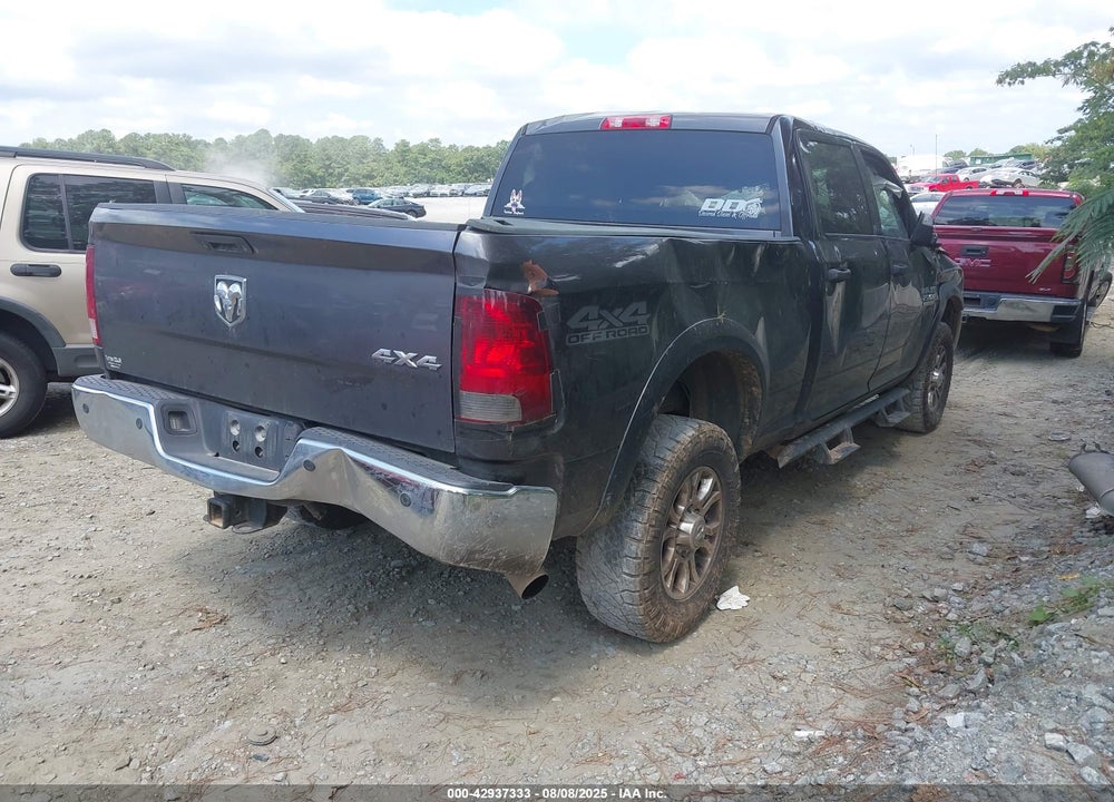 2018 RAM 2500 VIN: 3C6UR5CL3JG183828