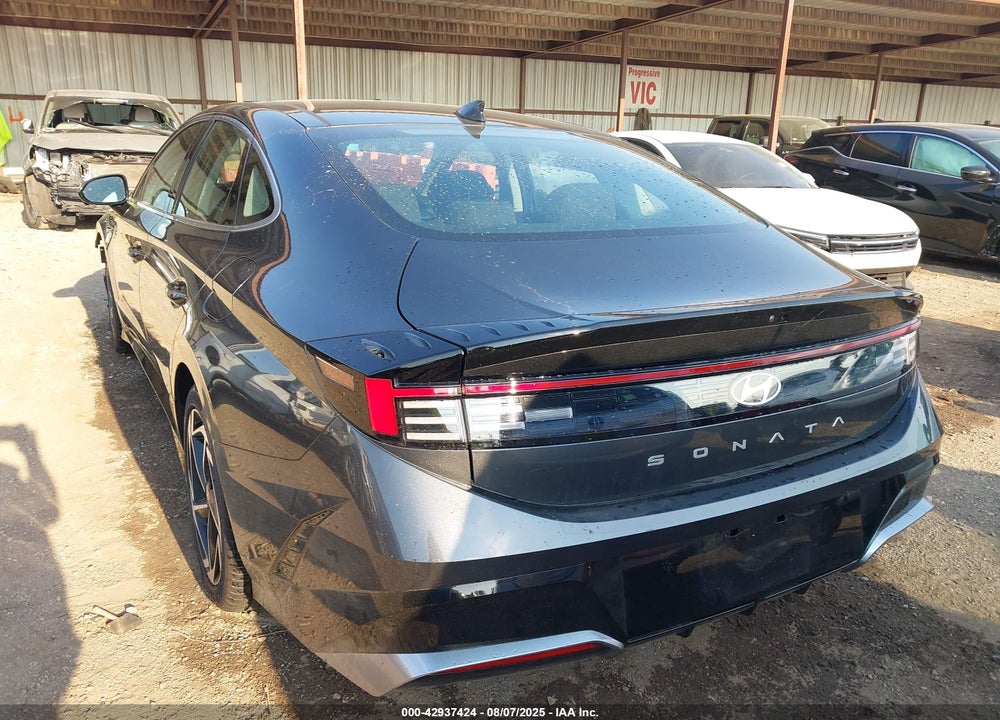 2025 HYUNDAI SONATA VIN: KMHL14JA5SA495930