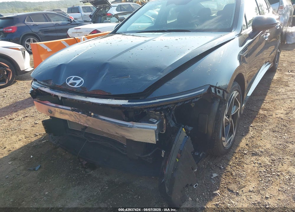 2025 HYUNDAI SONATA VIN: KMHL14JA5SA495930