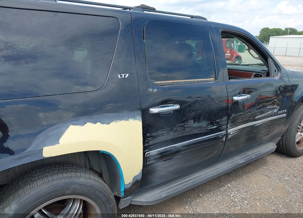 2011 CHEVROLET SUBURBAN 1500 VIN: 1GNSCKE0XBR262005