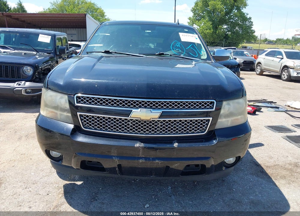 2011 CHEVROLET SUBURBAN 1500 VIN: 1GNSCKE0XBR262005