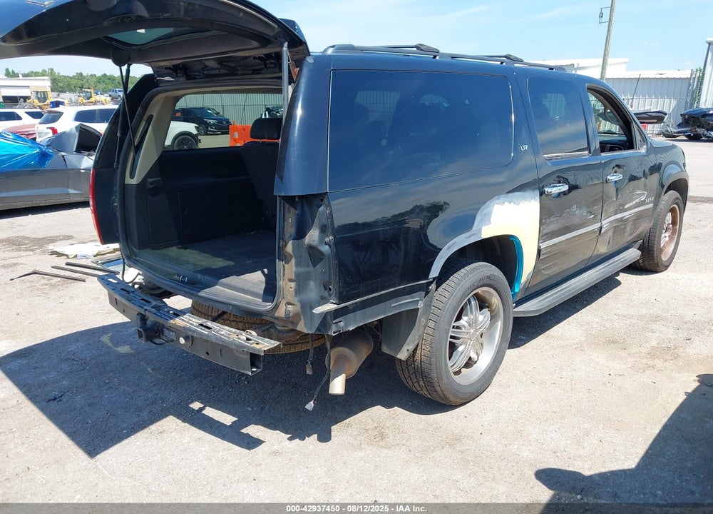 2011 CHEVROLET SUBURBAN 1500 VIN: 1GNSCKE0XBR262005