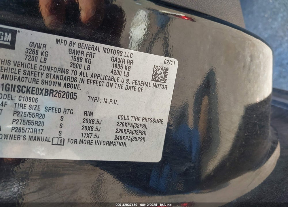 2011 CHEVROLET SUBURBAN 1500 VIN: 1GNSCKE0XBR262005