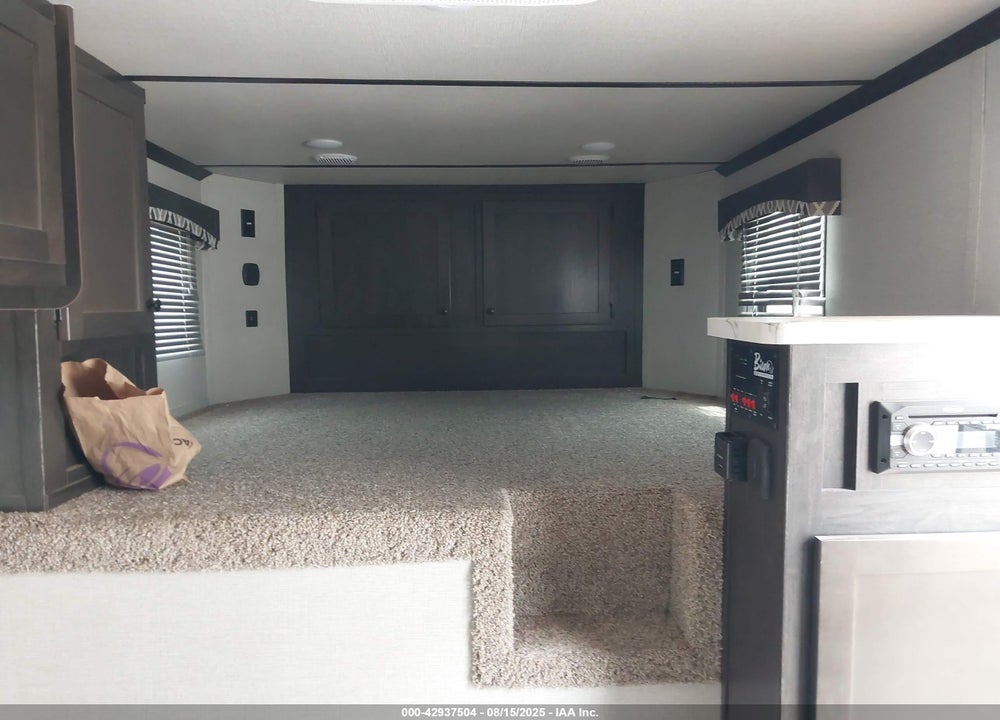 2024 BISON COACH HORSE TRAILER VIN: 7MH355W27R1002290
