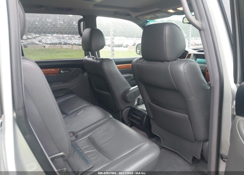 2005 LEXUS GX 470 VIN: JTJBT20X650089702