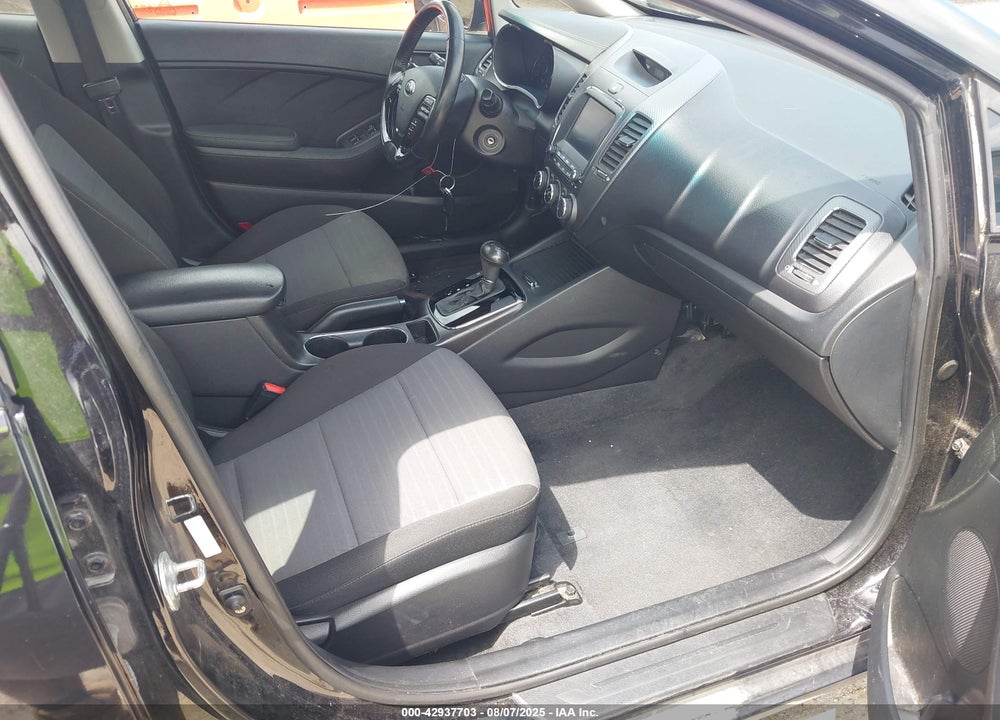 2018 KIA FORTE VIN: 3KPFL4A70JE195479