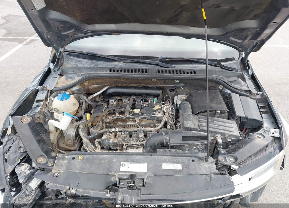 2016 VOLKSWAGEN JETTA VIN: 3VWD17AJ9GM274347