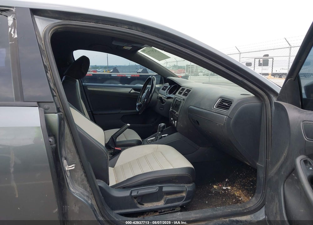 2016 VOLKSWAGEN JETTA VIN: 3VWD17AJ9GM274347
