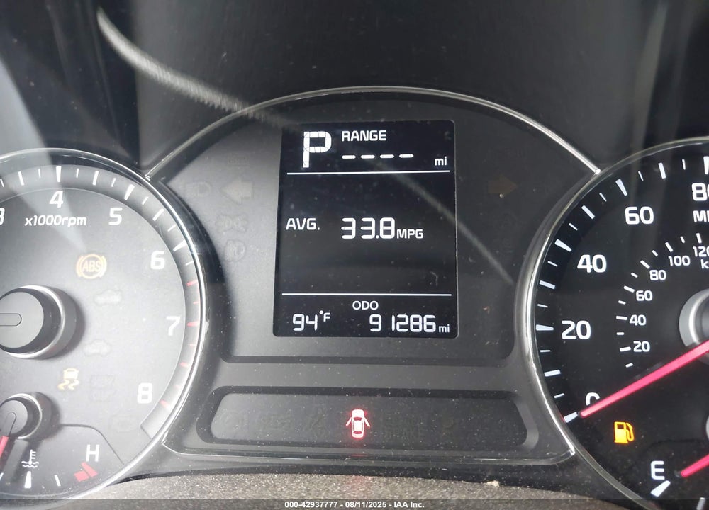 2017 KIA FORTE VIN: 3KPFK4A76HE039587