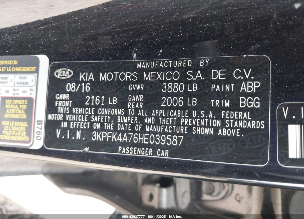 2017 KIA FORTE VIN: 3KPFK4A76HE039587
