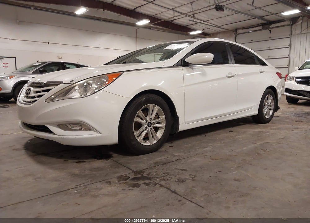 2013 HYUNDAI SONATA GLS VIN: 5NPEB4AC5DH513415
